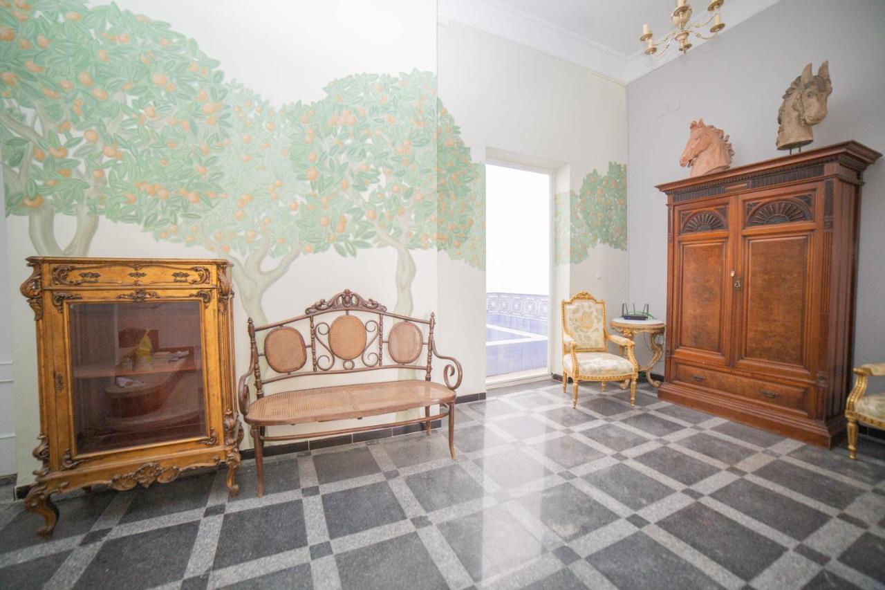 Casa Xanadu Seville - 6 Bedroom Andalusian Home With Terraces Экстерьер фото